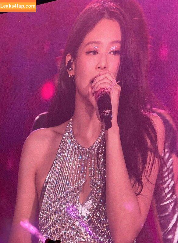 Jennie | BLΛƆKPIИK / Blackpink / jennierubyjane / sheflieshigh leaked photo photo #2251