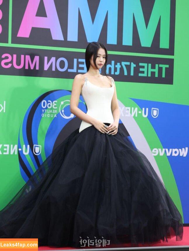 Jennie | BLΛƆKPIИK / Blackpink / jennierubyjane / sheflieshigh leaked photo photo #2289