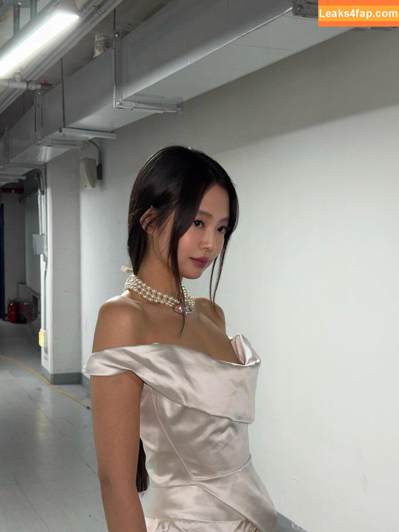 Jennie | BLΛƆKPIИK / Blackpink / jennierubyjane / sheflieshigh leaked photo photo #2305