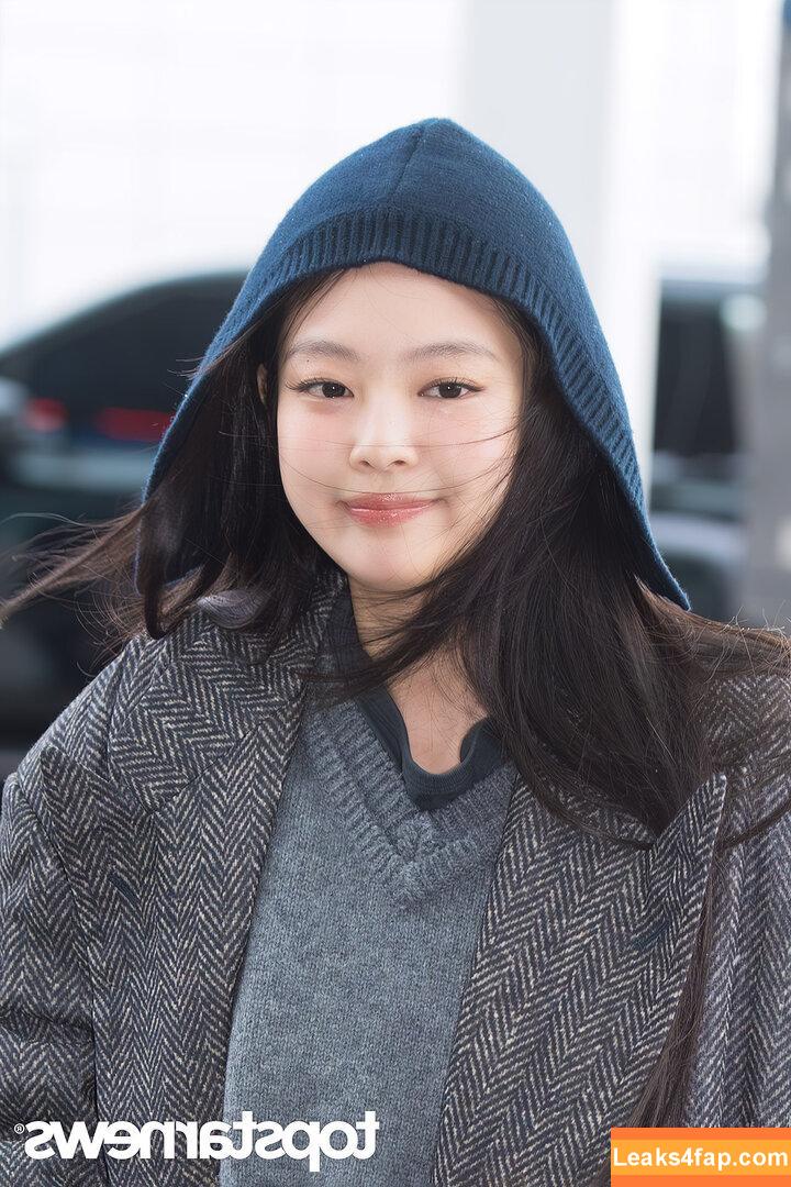 Jennie | BLΛƆKPIИK / Blackpink / jennierubyjane / sheflieshigh leaked photo photo #2317