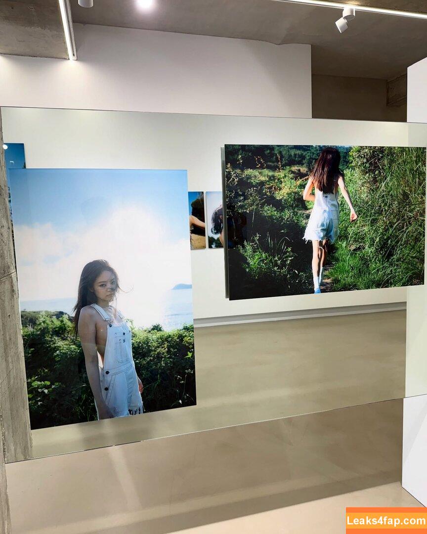 Jennie | BLΛƆKPIИK / Blackpink / jennierubyjane / sheflieshigh leaked photo photo #2323
