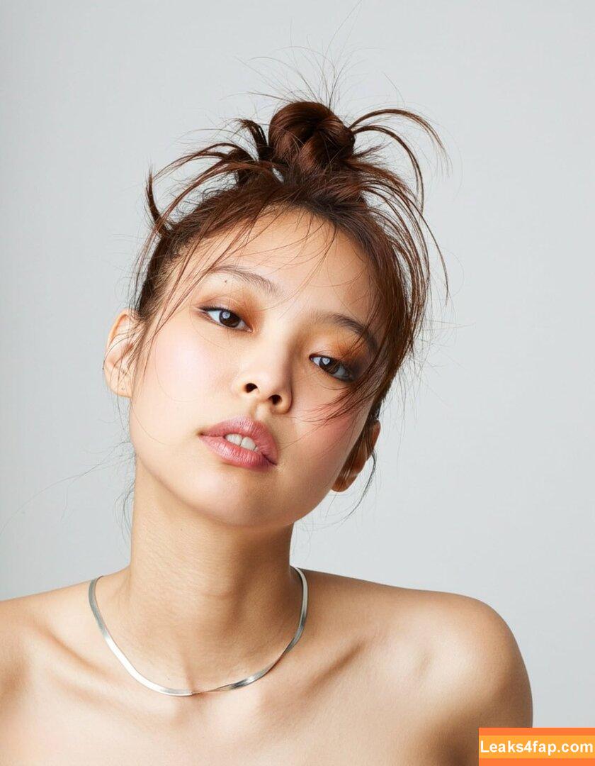 Jennie | BLΛƆKPIИK / Blackpink / jennierubyjane / sheflieshigh leaked photo photo #2330