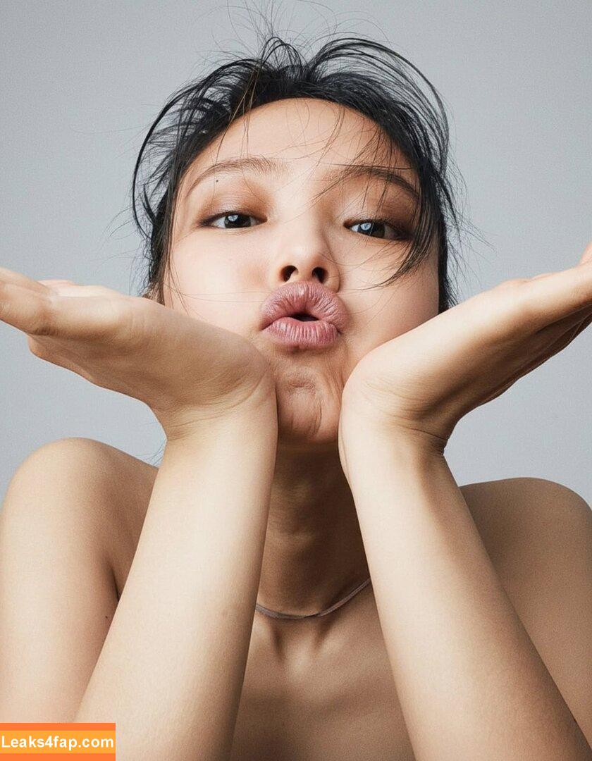 Jennie | BLΛƆKPIИK / Blackpink / jennierubyjane / sheflieshigh leaked photo photo #2334