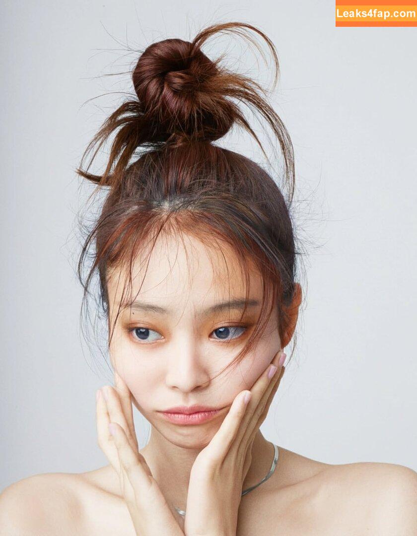 Jennie | BLΛƆKPIИK / Blackpink / jennierubyjane / sheflieshigh leaked photo photo #2335