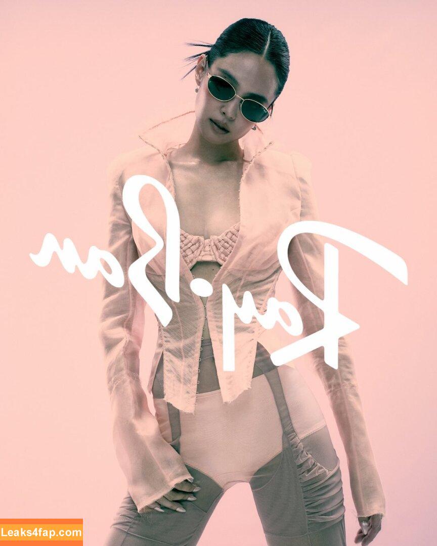 Jennie | BLΛƆKPIИK / Blackpink / jennierubyjane / sheflieshigh leaked photo photo #2357
