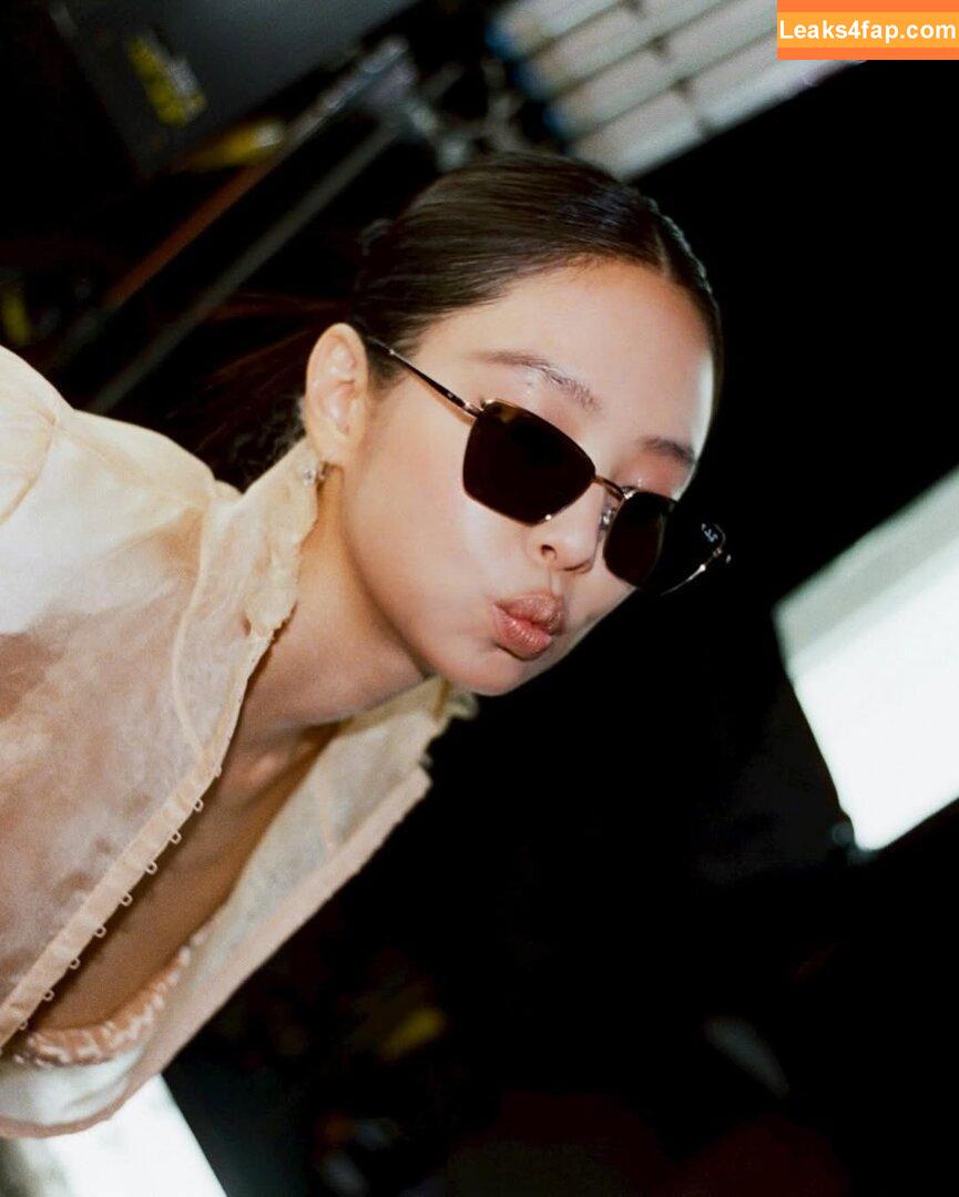Jennie | BLΛƆKPIИK / Blackpink / jennierubyjane / sheflieshigh leaked photo photo #2360