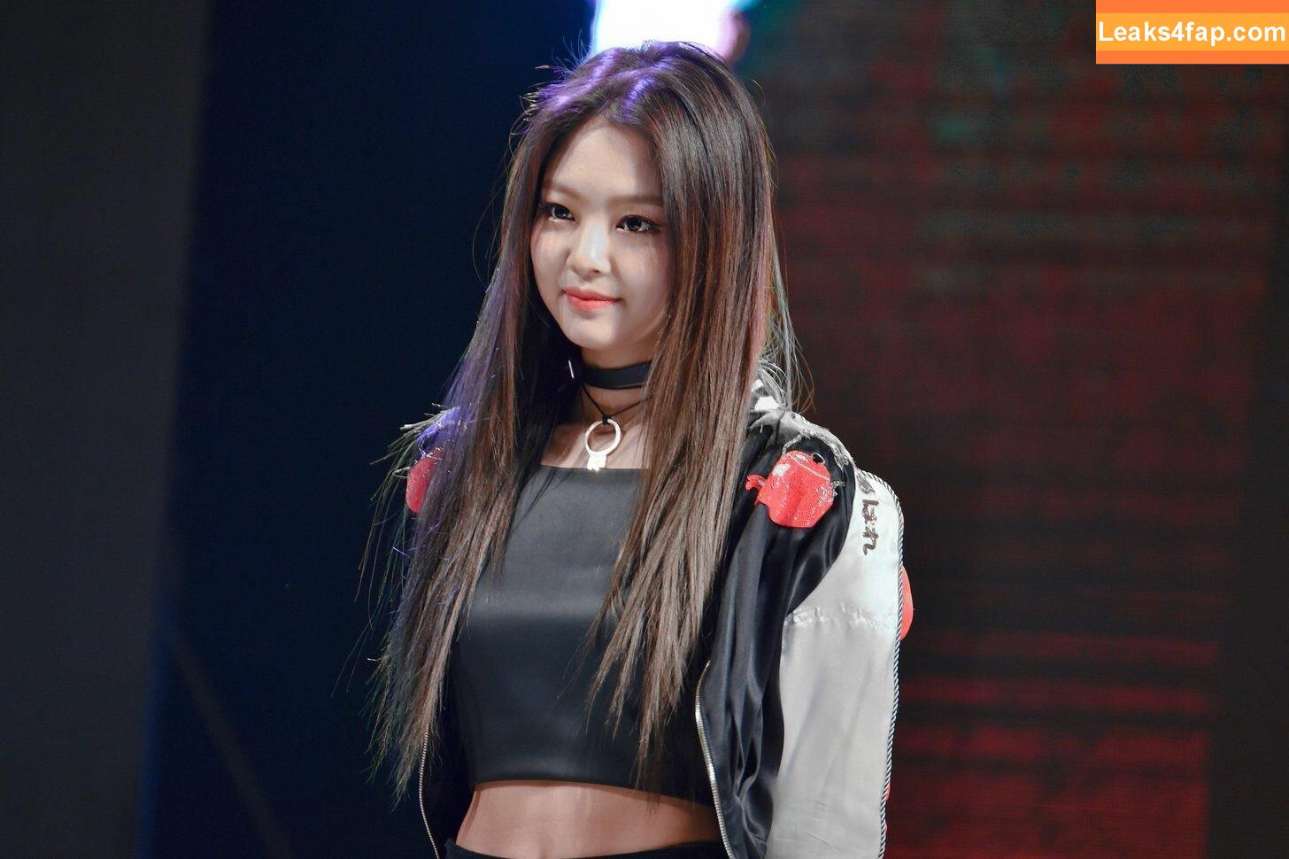 Jennie Kim / Blackpink / jenniekim / jennierubyjane слитое фото фото #0004