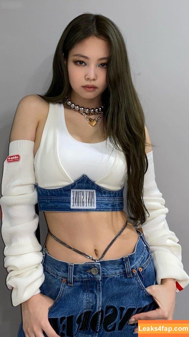 Jennie Kim / Blackpink / jenniekim / jennierubyjane слитое фото фото #0029