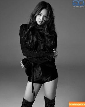 Jennie Kim photo #0111