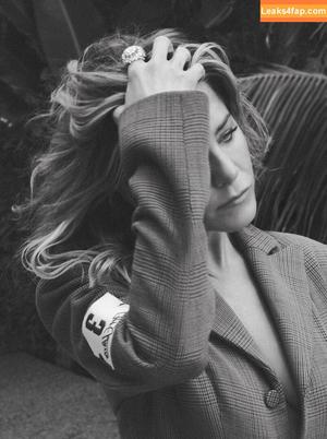 Jennifer Aniston photo #0047