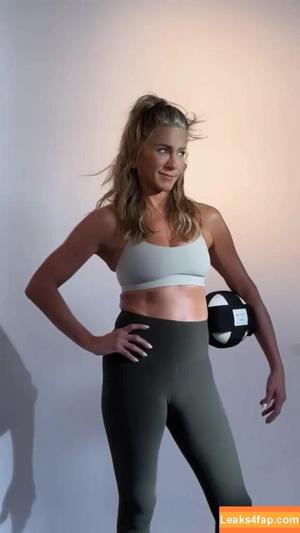 Jennifer Aniston photo #0223