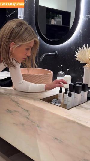 Jennifer Aniston photo #0363