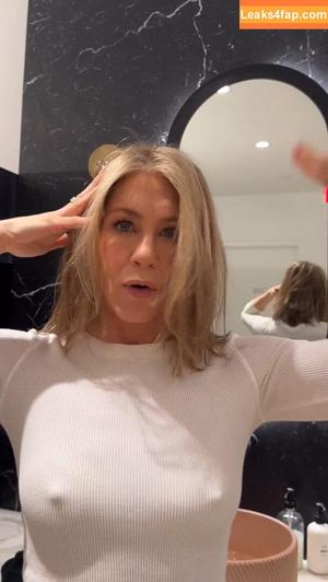 Jennifer Aniston photo #0364
