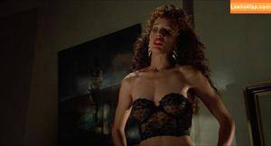 Jennifer Beals фото #0002