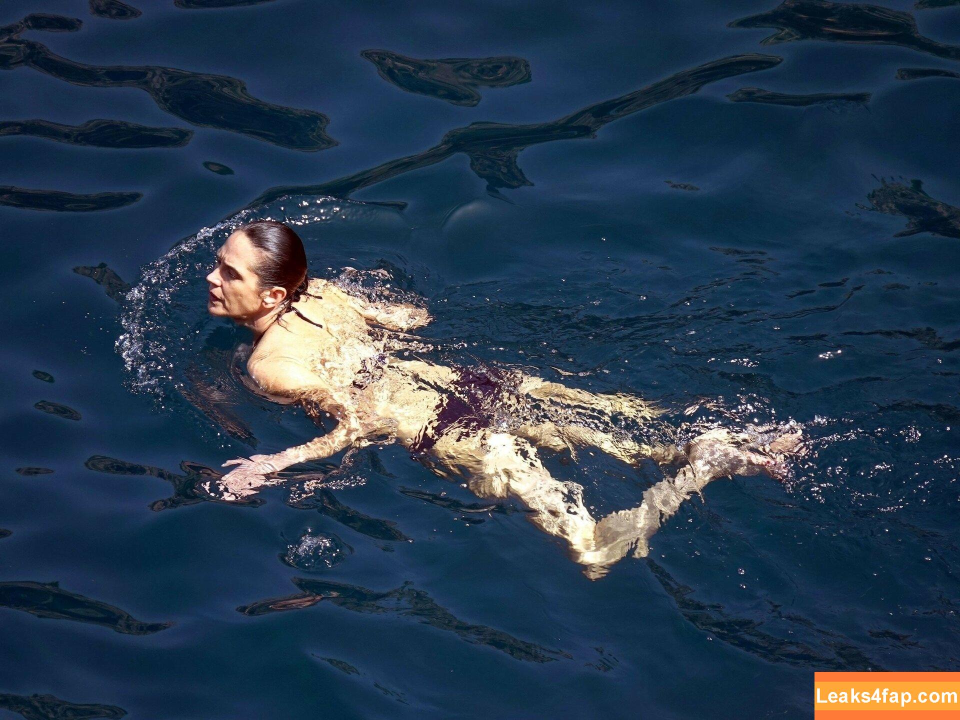 Jennifer Connelly / jenniferconnelly_ слитое фото фото #0189