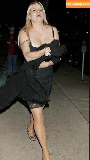 Jennifer Coolidge photo #0007