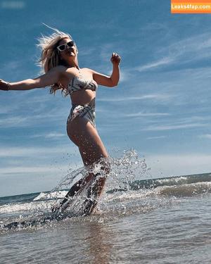 Jennifer Knäble photo #0058