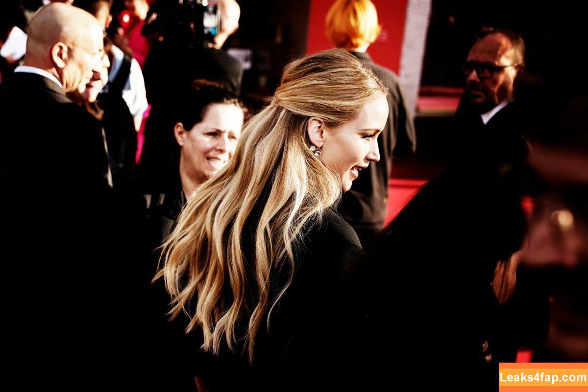 Jennifer Lawrence / jenniferlawrence_ слитое фото фото #0330