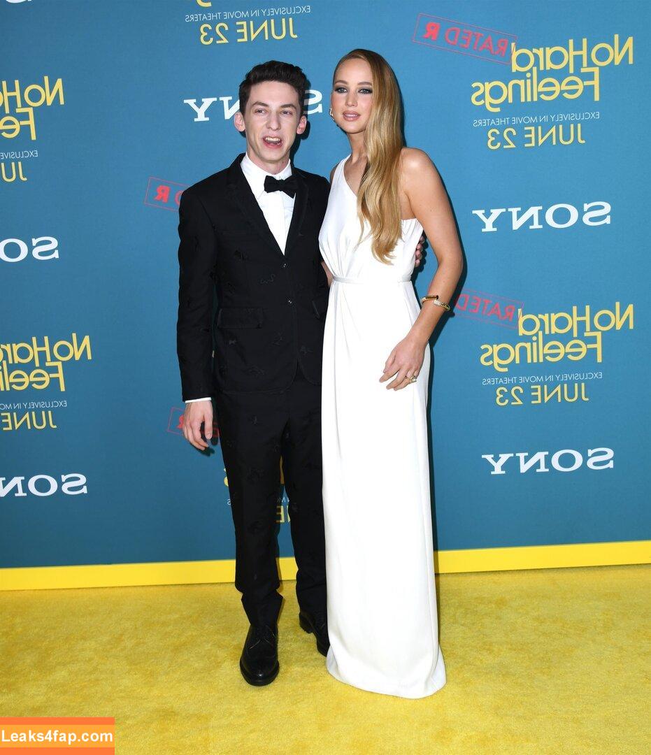 Jennifer Lawrence / jenniferlawrence_ слитое фото фото #0365