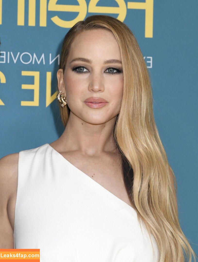 Jennifer Lawrence / jenniferlawrence_ слитое фото фото #0387