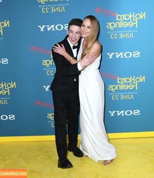 Jennifer Lawrence фото #0370