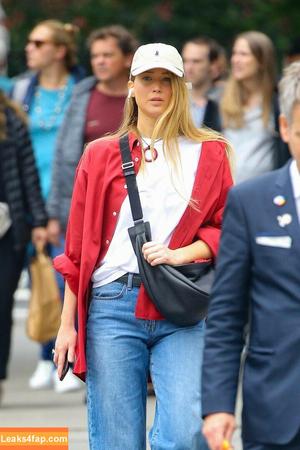 Jennifer Lawrence photo #0442