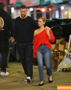 Jennifer Lawrence photo #0528