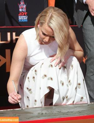 Jennifer Lawrence photo #0547