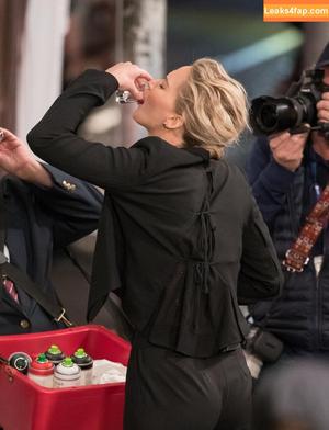 Jennifer Lawrence photo #0579