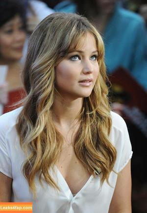 Jennifer Lawrence photo #1141