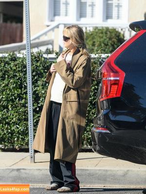 Jennifer Lawrence photo #1897