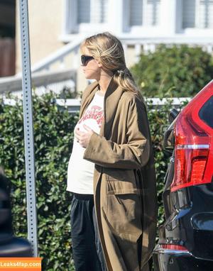 Jennifer Lawrence photo #1899