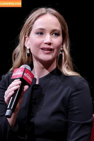 Jennifer Lawrence photo #2303