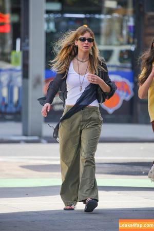 Jennifer Lawrence photo #2479
