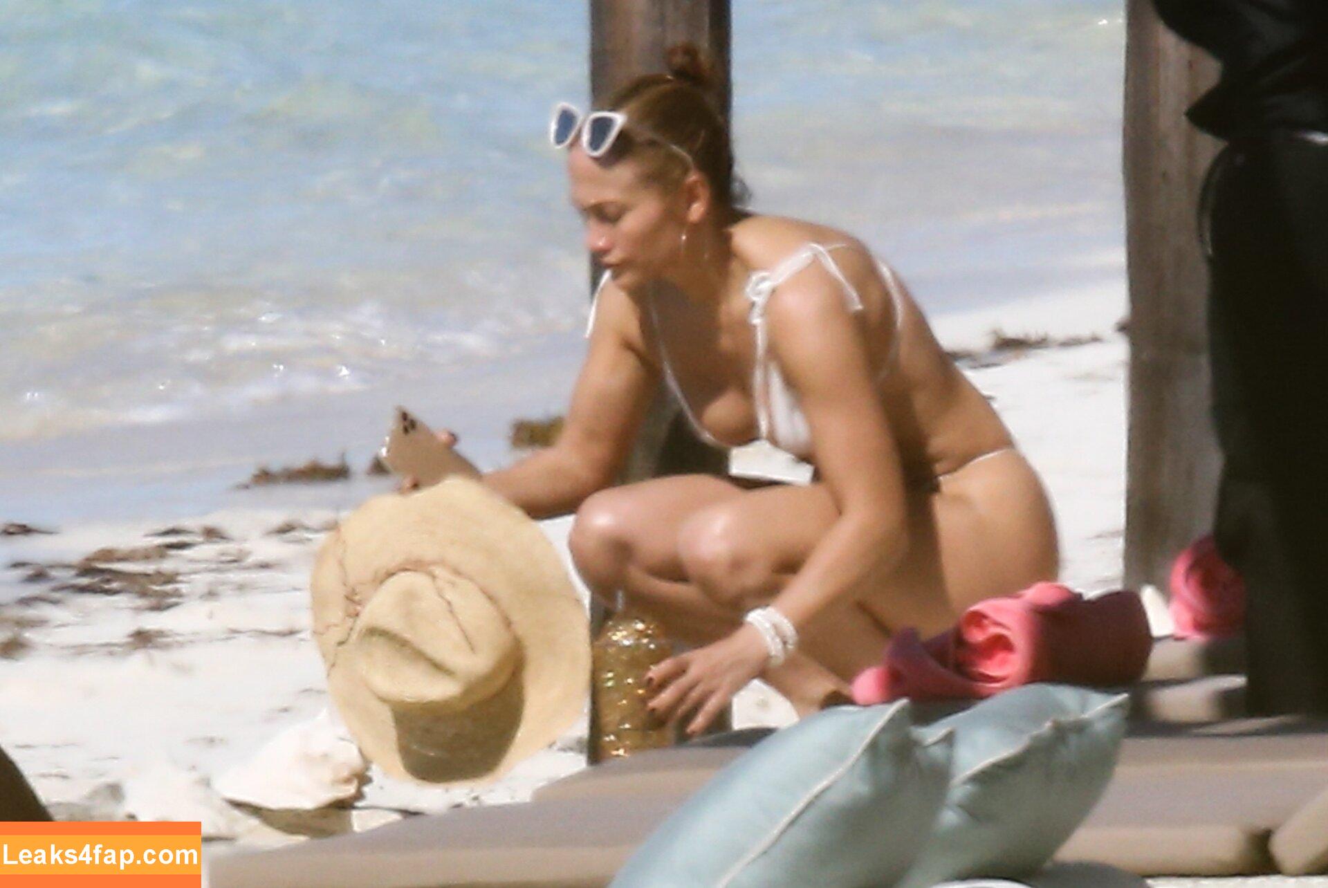Jennifer Lopez / _jeenni2 / https: / jennifer_jlo / jlo слитое фото фото #0108