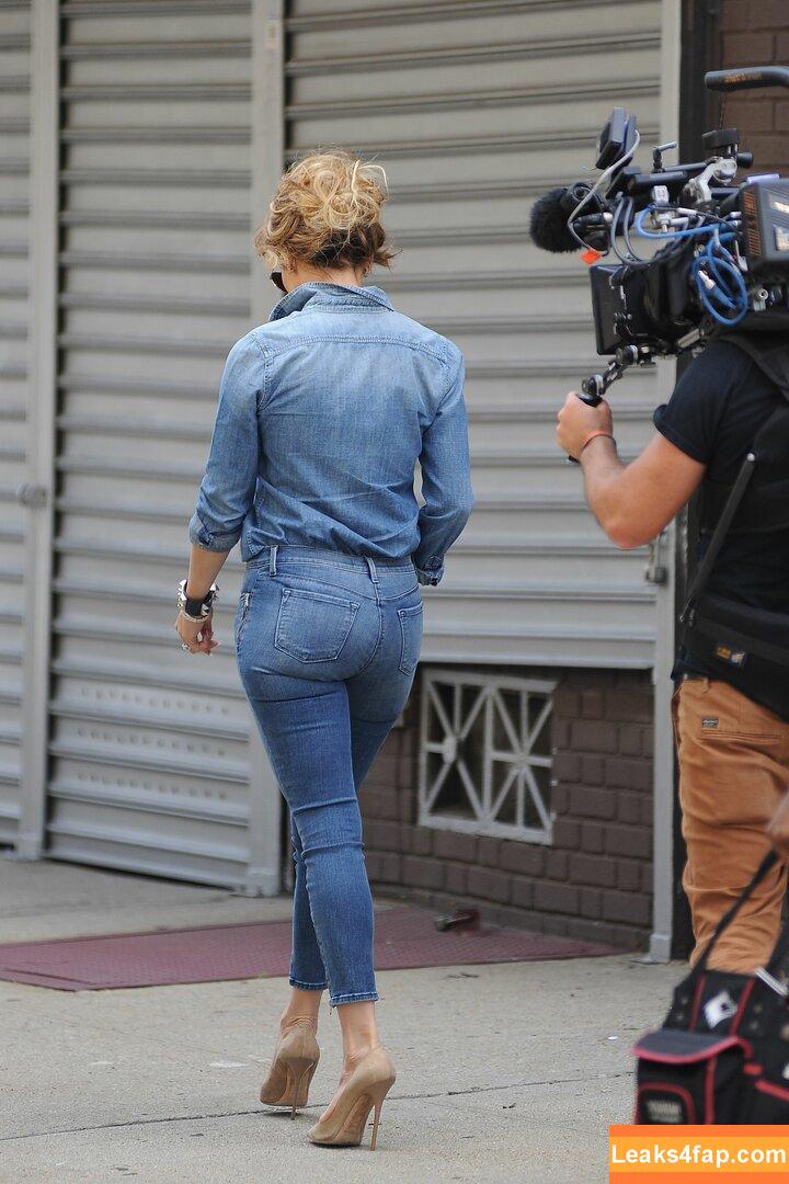 Jennifer Lopez / _jeenni2 / https: / jennifer_jlo / jlo слитое фото фото #0147