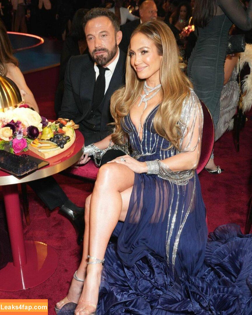 Jennifer Lopez / _jeenni2 / https: / jennifer_jlo / jlo слитое фото фото #0464