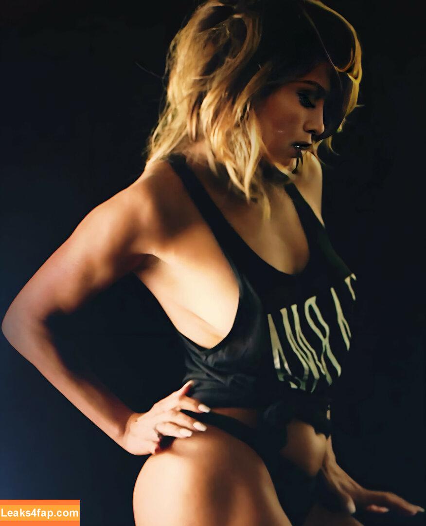 Jennifer Lopez / _jeenni2 / https: / jennifer_jlo / jlo слитое фото фото #0635