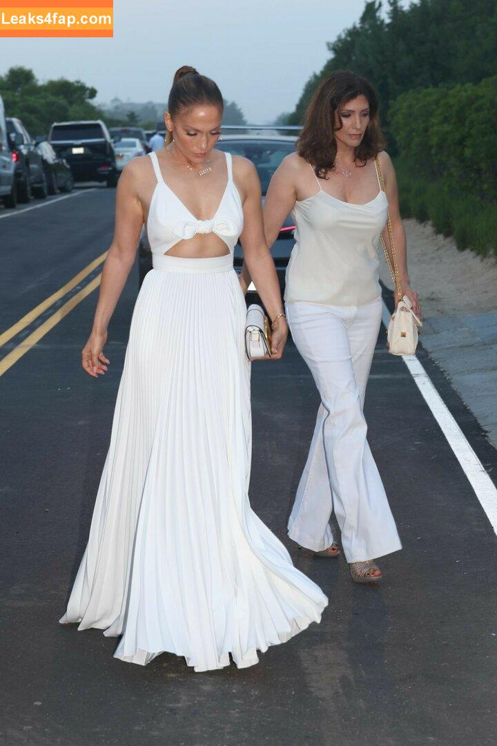 Jennifer Lopez / _jeenni2 / https: / jennifer_jlo / jlo слитое фото фото #0823