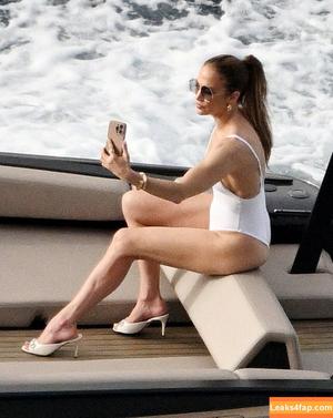 Jennifer Lopez photo #2856