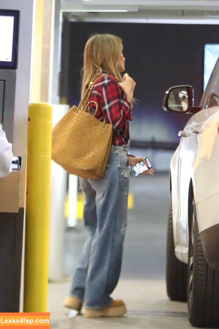 Jennifer Lopez / JLo / _jeenni2 / https: leaked photo photo #3654