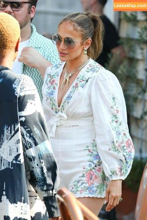 Jennifer Lopez photo #3011