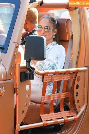 Jennifer Lopez photo #3046