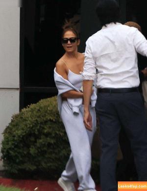 Jennifer Lopez photo #3243
