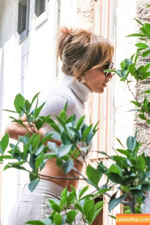 Jennifer Lopez photo #3253