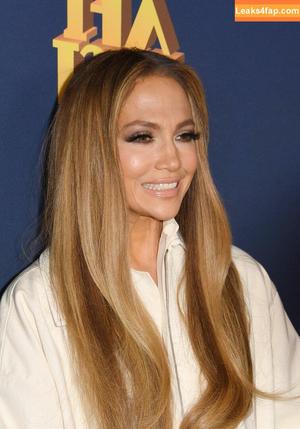 Jennifer Lopez photo #3325