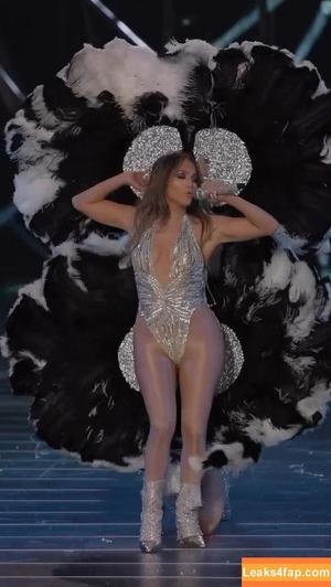 Jennifer Lopez photo #3567