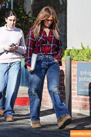 Jennifer Lopez photo #3632
