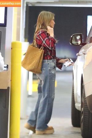 Jennifer Lopez photo #3656