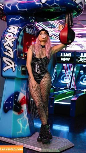Jennifer Lopez photo #3784